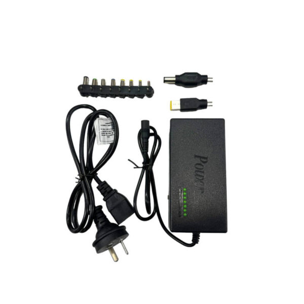 Cargador universal para notebook Om 1002 - contenido de la caja