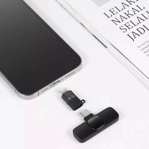 Micrófono corbatero inalámbrico con receptor tipo C y adaptador iPhone K8 - cómo conectar al celular Micrófono corbatero inalámbrico con receptor tipo C y adaptador iPhone K8 - cómo conectar al celular