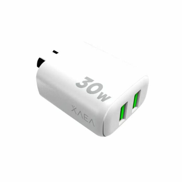 Cargador 220V Xaea Intensify – 2 USB + cable tipo C - dispositivo vista lateral Cargador 220V Xaea Intensify – 2 USB + cable tipo C - dispositivo vista lateral