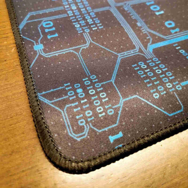 Mouse pad gamer Liwor Binario 70x30x0.2cm - zoom a una punta Mouse pad gamer Liwor Binario 70x30x0.2cm - zoom a una punta
