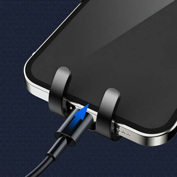 Soporte de celular para auto Air Outlet Car RT-601 - ejemplo de carga mientras el teléfono está sujeto