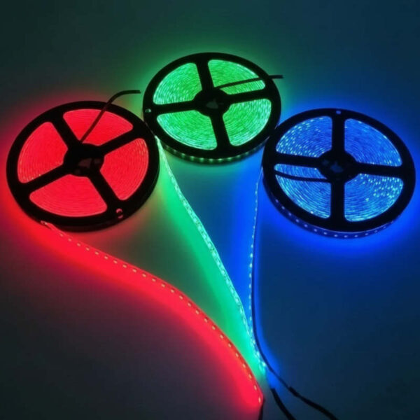 Kit tira LED 2835 RGB 5 metros - 3 tiras de ejemplo Kit tira LED 2835 RGB 5 metros - 3 tiras de ejemplo