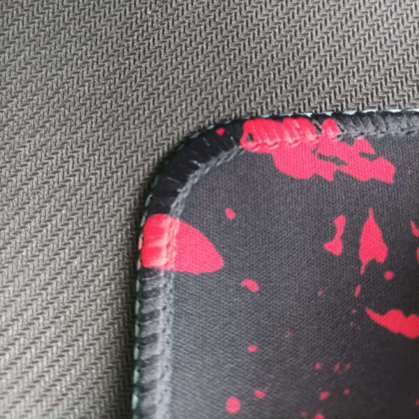 Mouse pad negro con dragón rojo 26x21x0.2cm JNG - textura
