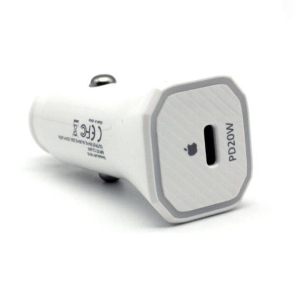Cargador para auto 20W - 1 USB tipo C - vista de puerto Cargador para auto 20W - 1 USB tipo C