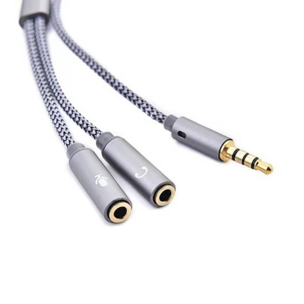 Adaptador audio plug 3.5mm a 2 jack 3.5mm 15cm - gris - detalle de extremos Adaptador audio plug 3.5mm a 2 jack 3.5mm 15cm