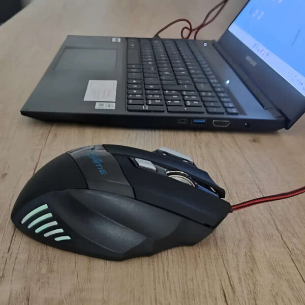 Mouse gamer USB G6 - ejemplo de uso Mouse gamer USB G6 - ejemplo de uso