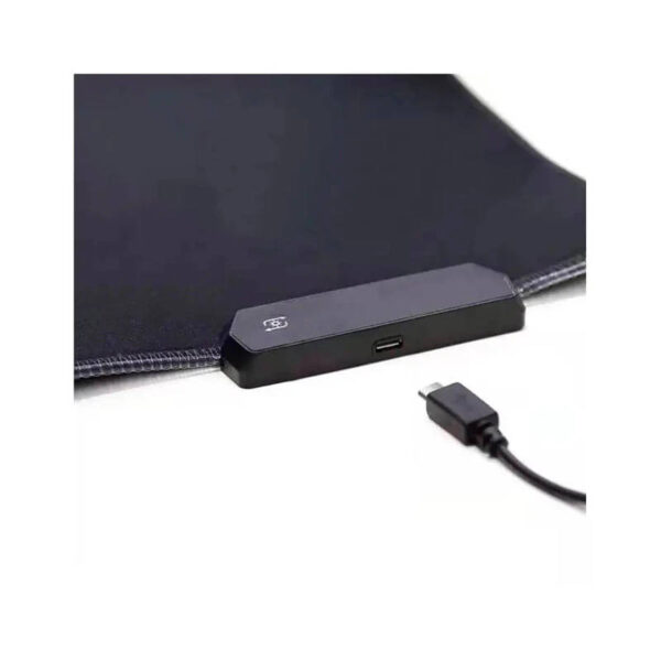 Mouse pad gamer RGB 80x30x0.4cm AOAS S4000 - vista de conexión usb 2 Mouse pad gamer RGB 80x30x0.4cm AOAS S4000 - vista de conexión usb 2